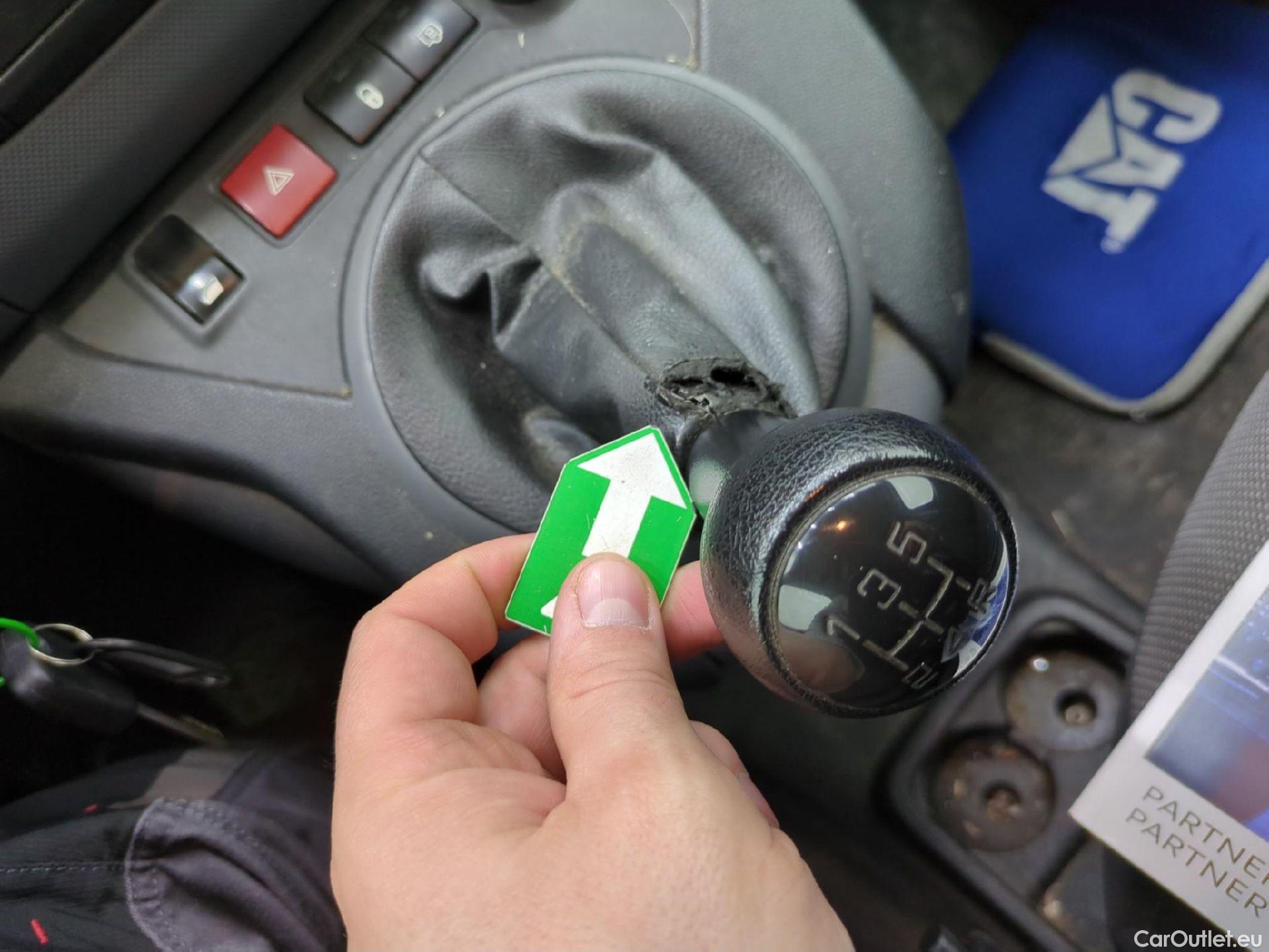  Peugeot  Partner  L1 Premium Pack 1.6 HDi 100CV BVM5 E6 #2