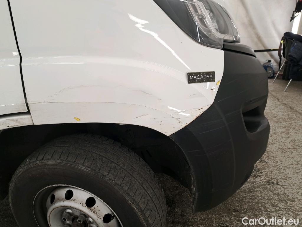  Peugeot  Boxer PEUGEOT  VU 4p Fourgon BLUEHDI 130 PREMIUM PA 333 L2H2 #17