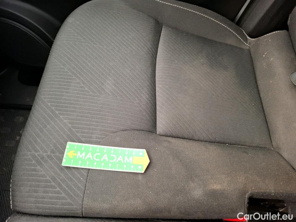  Renault  Trafic RENAULT  / 2019 / 4P / Fourgon tole NV FG GCF L2H2 1200 Energy dCi 145 #20