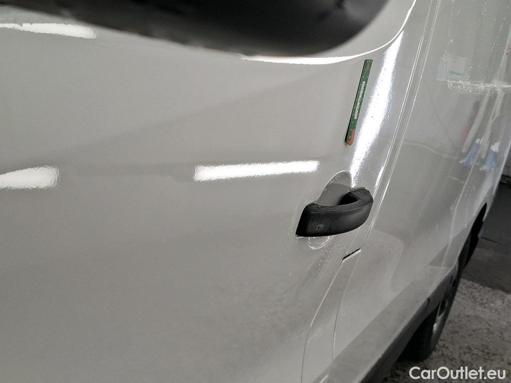  Renault  Trafic RENAULT  / 2021 / 4P / Fourgon tôlé FG GCF L2H1 3T Blue dCi 130 #28