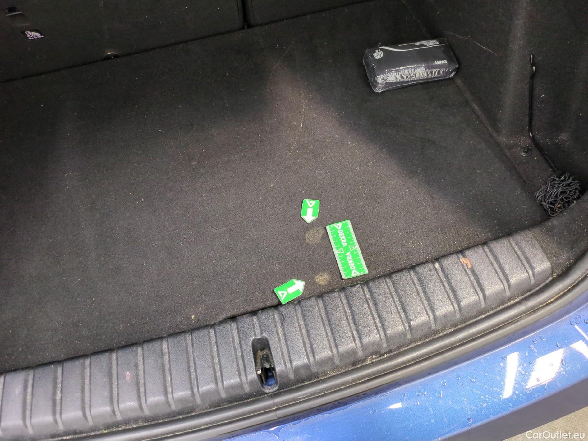  Bmw  Serie 1 BMW Série 1 / 2019 / 5P / Berline 1.5 116I Business Design #8