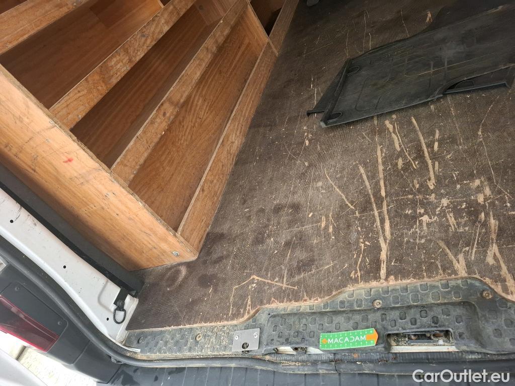  Renault  Trafic  Fourgon L2H1 1300 Grand Confort 1.6 dCi #43