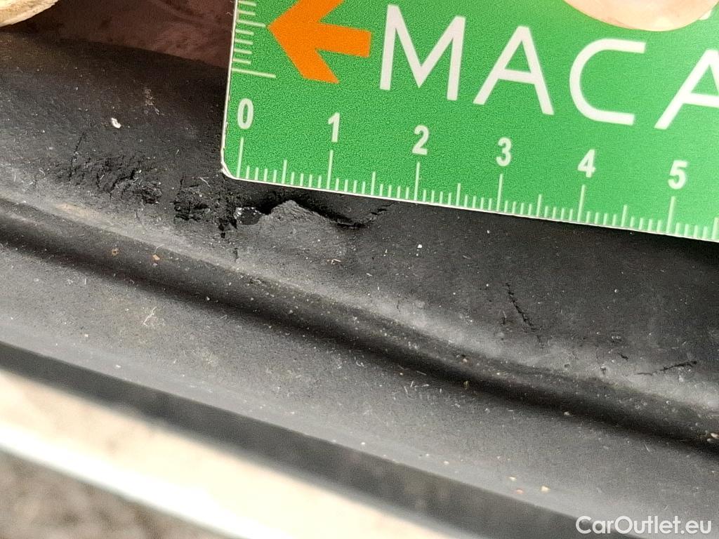  Renault  Trafic  Fourgon L2H1 3T Grand Confort 2.0 dCi 130CV BVM6 E6d #9