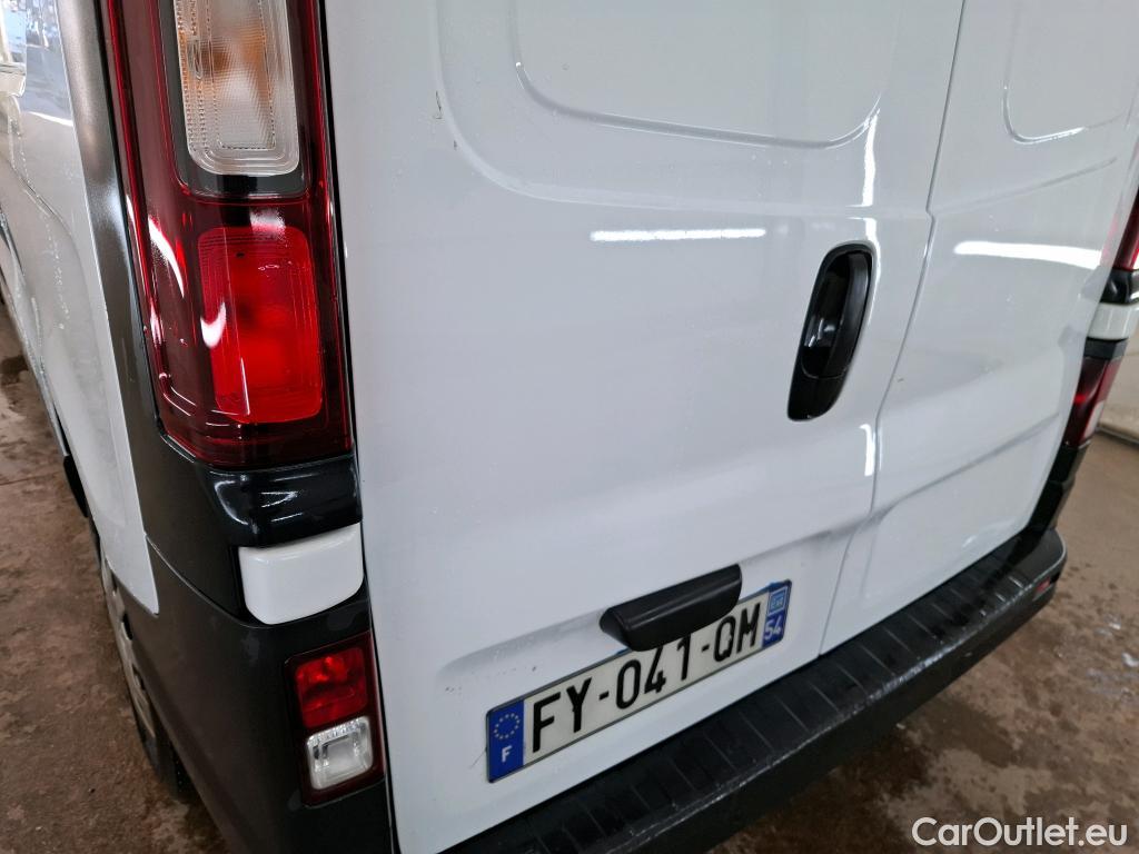  Renault  Trafic RENAULT  / 2019 / 4P / Fourgon tole NV FG GCF L2H2 1200 Energy dCi 145 #18