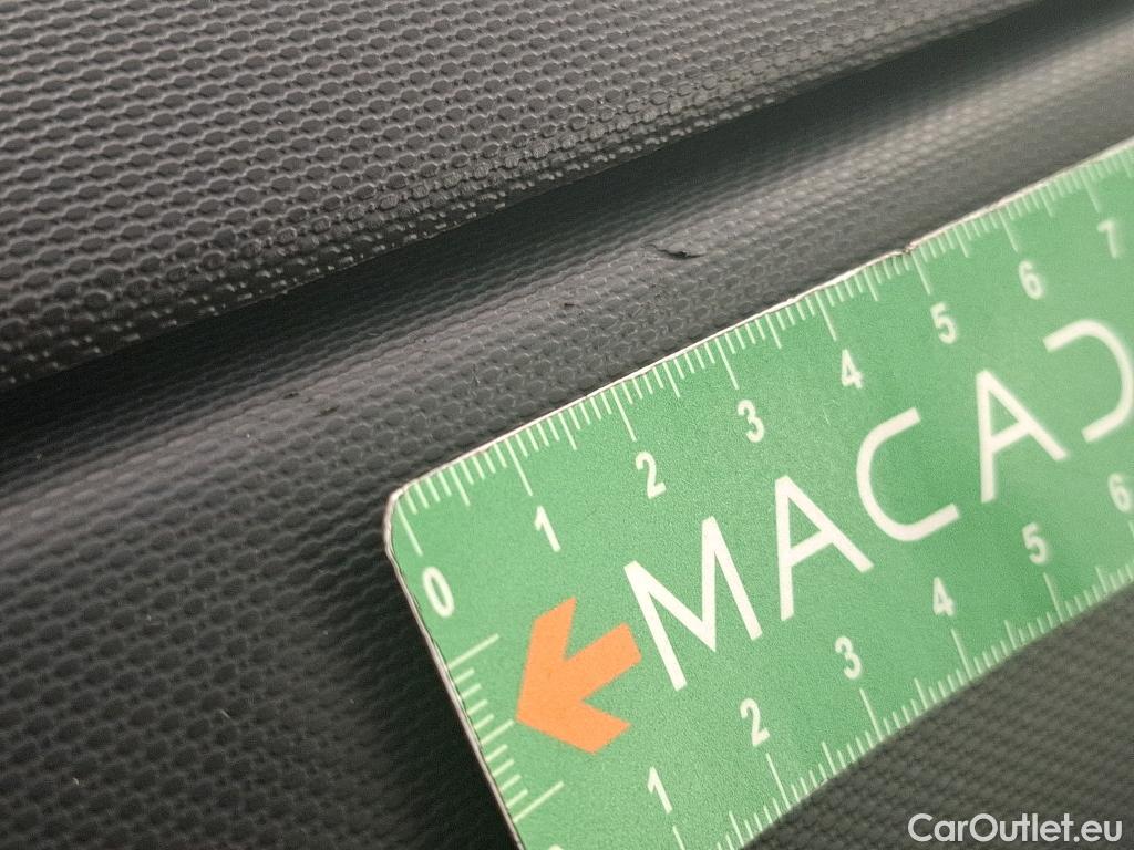  Renault  Trafic  Fourgon L2H1 1300 Grand Confort 1.6 dCi #75