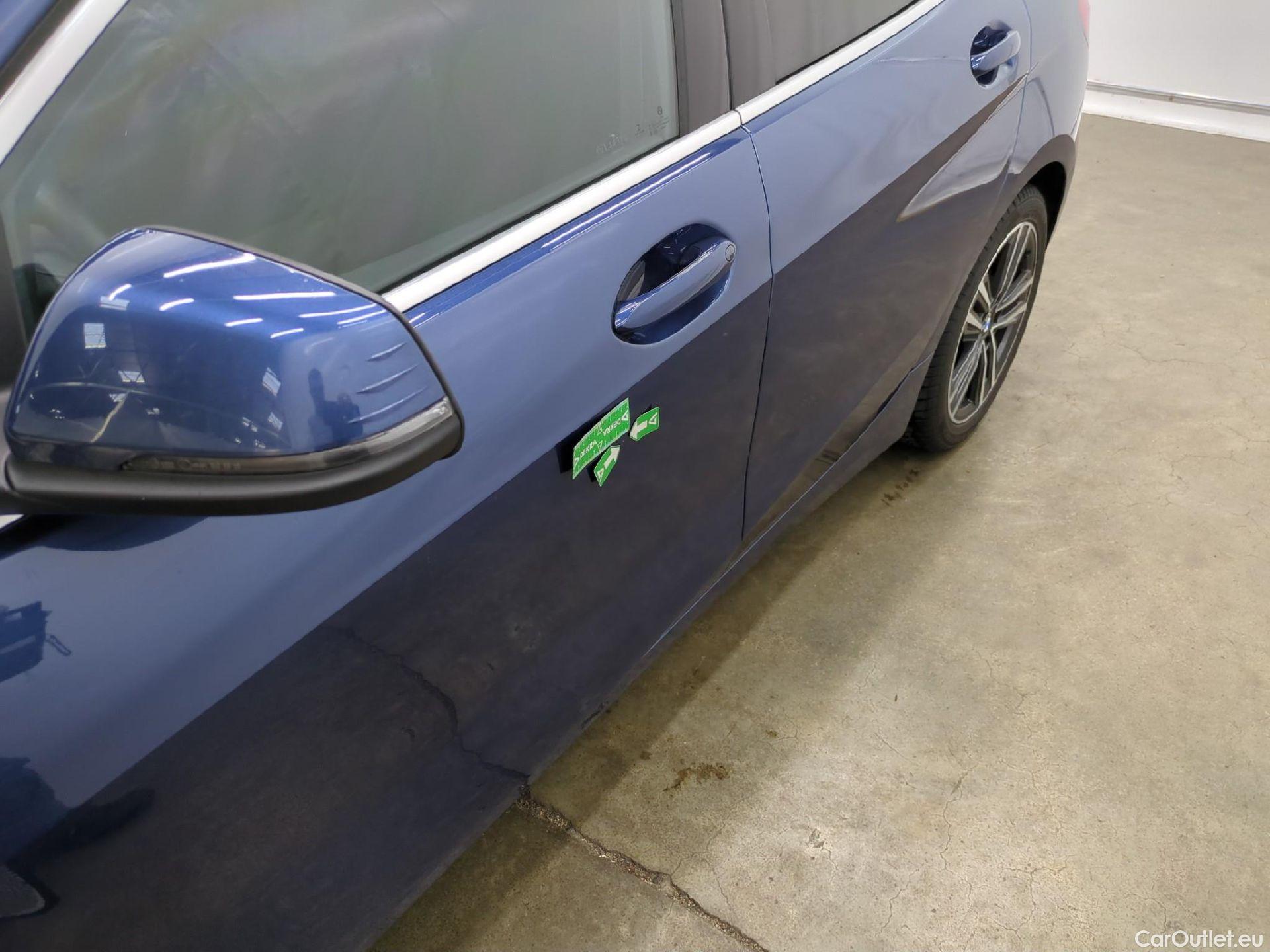  Bmw  Serie 1 BMW Série 1 / 2019 / 5P / Berline 1.5 116I Business Design #35