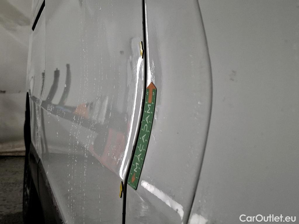  Renault  Trafic  Fourgon L2H1 3T Grand Confort 2.0 dCi 130CV BVM6 E6d #2