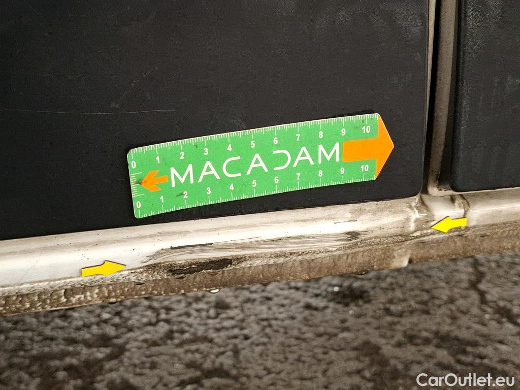  Renault  Trafic  Fourgon L2H1 3T Grand Confort 2.0 dCi 130CV BVM6 E6d #5