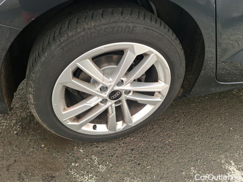  Audi  A3 AUDI  Berline / 2020 / 4P / Berline 35 TFSI 150 MHEV S Tronic Business Line #9