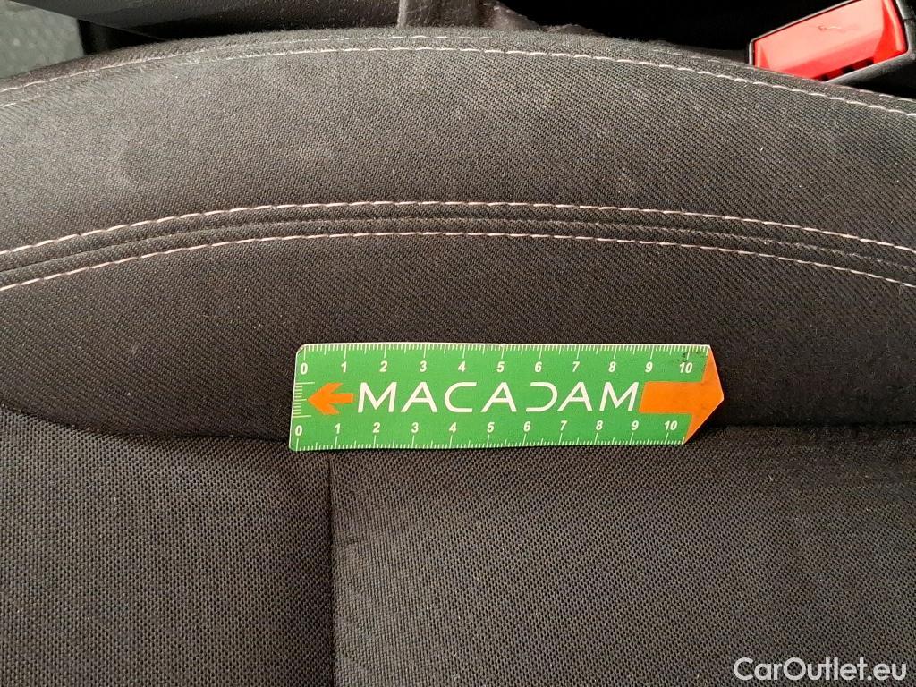  Renault  Trafic  Fourgon L2H1 3T Grand Confort 2.0 dCi 130CV BVM6 E6d #23