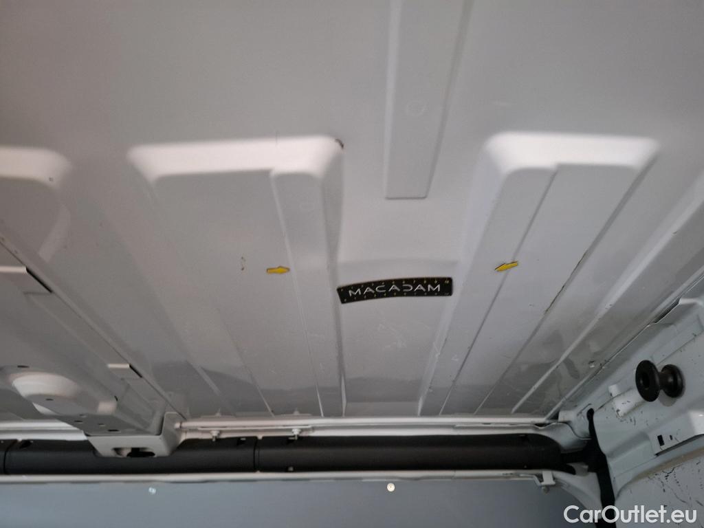  Renault  Trafic  Furgon Grand Confort L1H1 1000 1.6 dCi 120CV BVM6 E6 #2