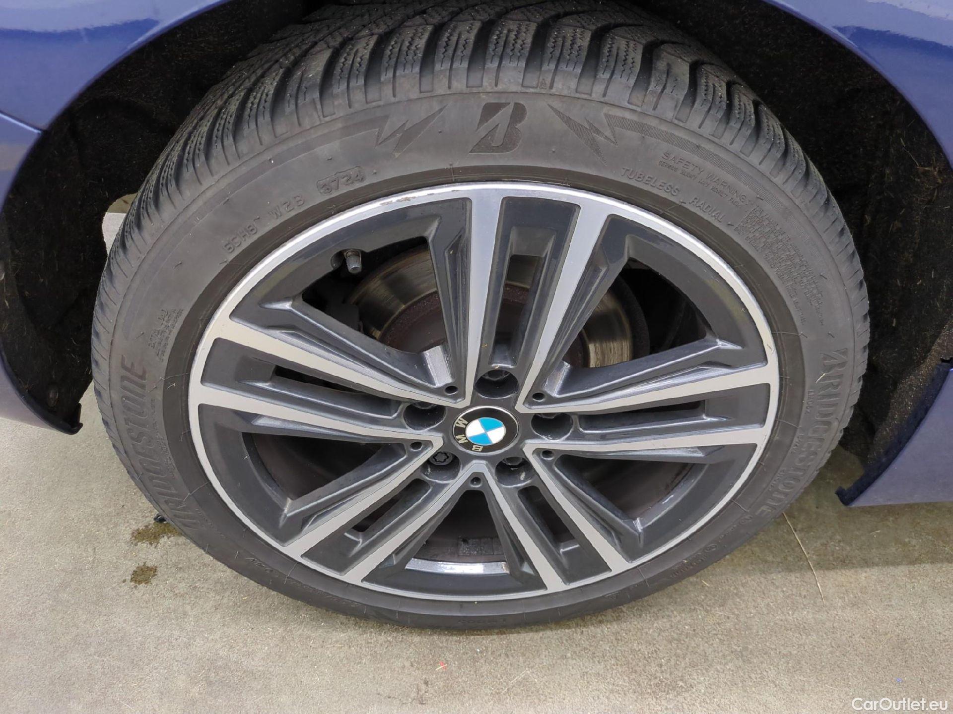  Bmw  Serie 1 BMW Série 1 / 2019 / 5P / Berline 1.5 116I Business Design #26