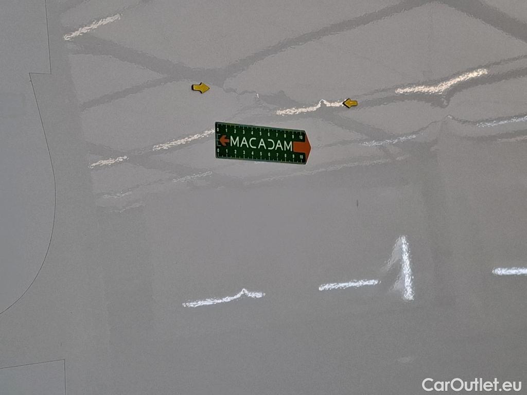  Renault  Trafic RENAULT  / 2019 / 4P / Fourgon tole NV FG GCF L2H2 1200 Energy dCi 145 #8