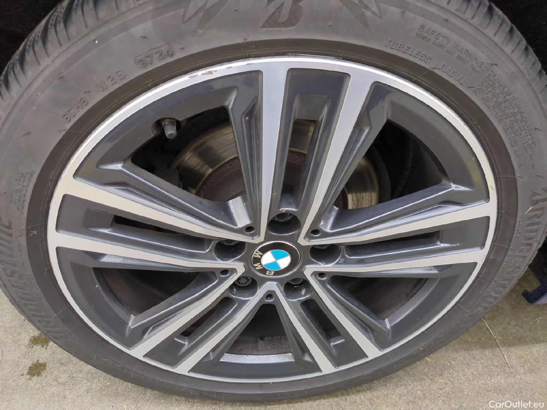  Bmw  Serie 1 BMW Série 1 / 2019 / 5P / Berline 1.5 116I Business Design #27