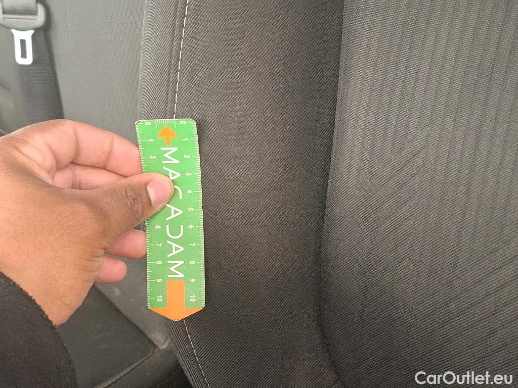  Renault  Trafic  Fourgon L2H1 1300 Grand Confort 1.6 dCi #63