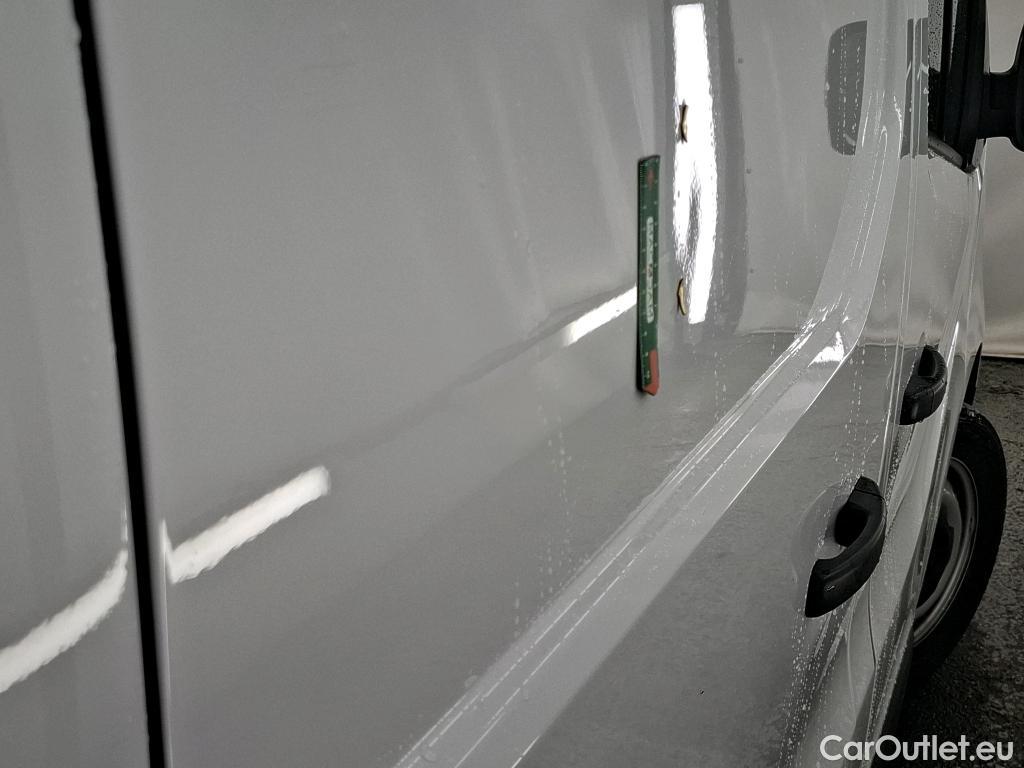  Renault  Trafic RENAULT  / 2021 / 4P / Fourgon tôlé FG GCF L2H1 3T Blue dCi 130 #36