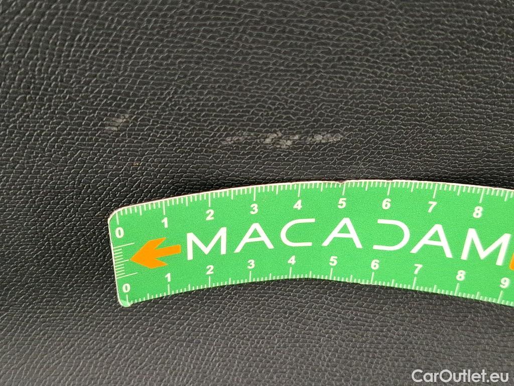  DS  DS7 7 Crossback Performance Line + 2.0 BlueHDi 180CV BVA8 E6dT #31