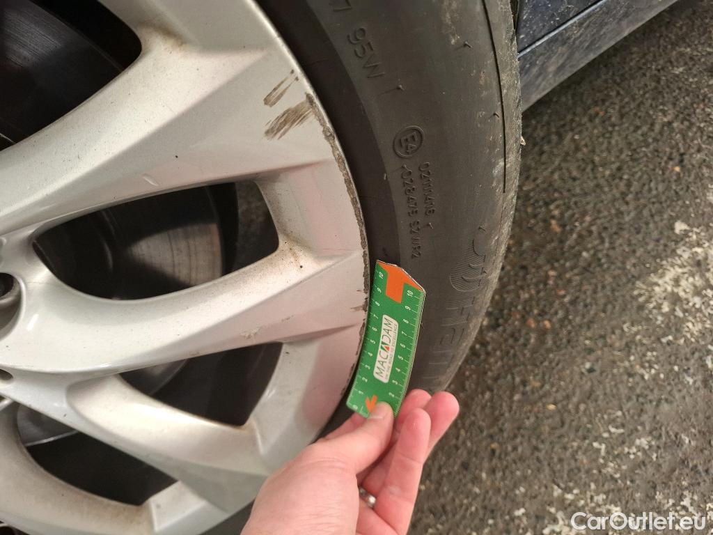  Bmw  Serie 2 Série 2 Gran Tourer 218d Lounge 2.0 150CV BVA8 E6d #8