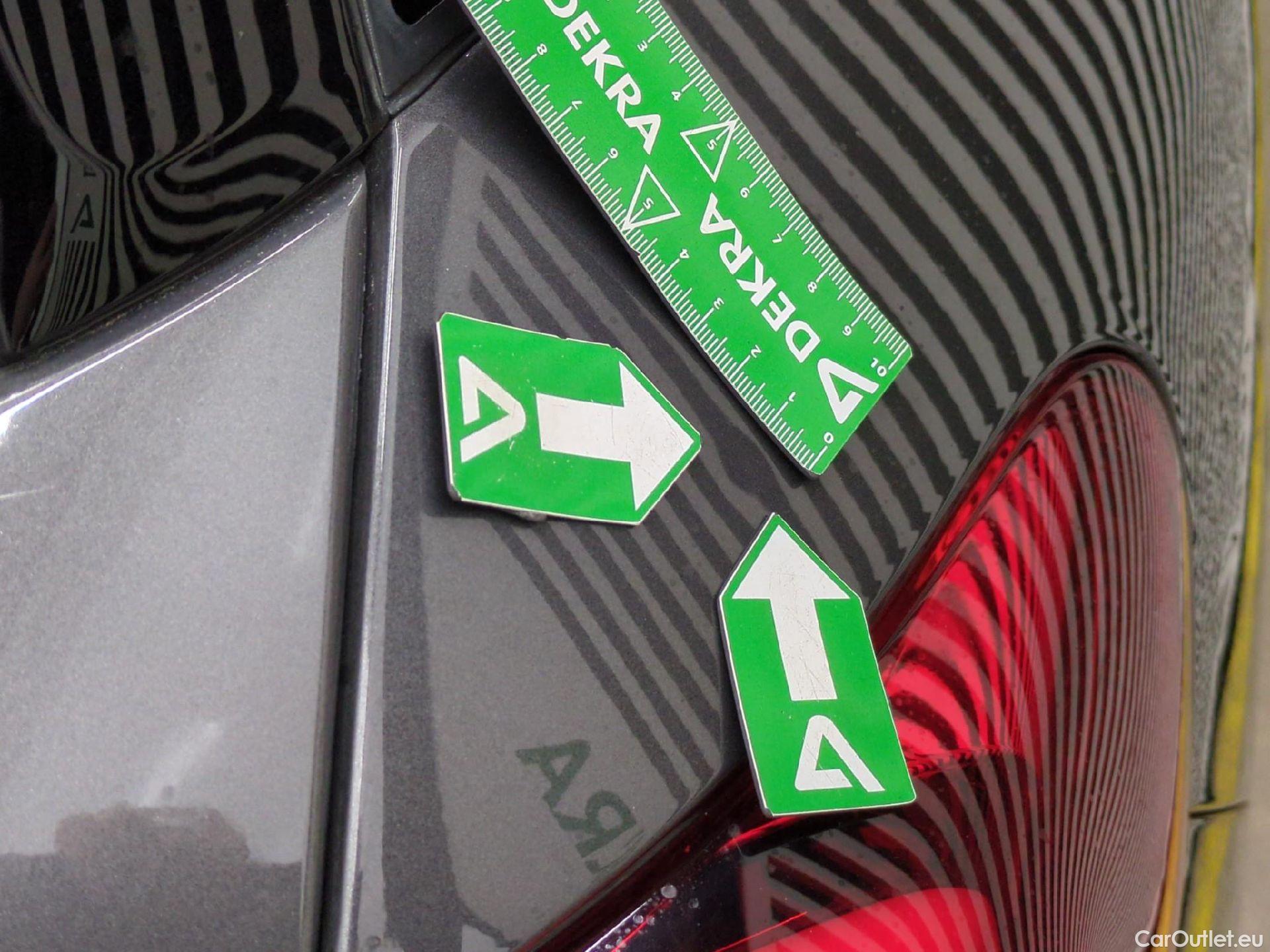  Citroen  C5 CITROEN  Aircross / 2018 / 5P / SUV Hybrid 225 ë-EAT8 Business #30