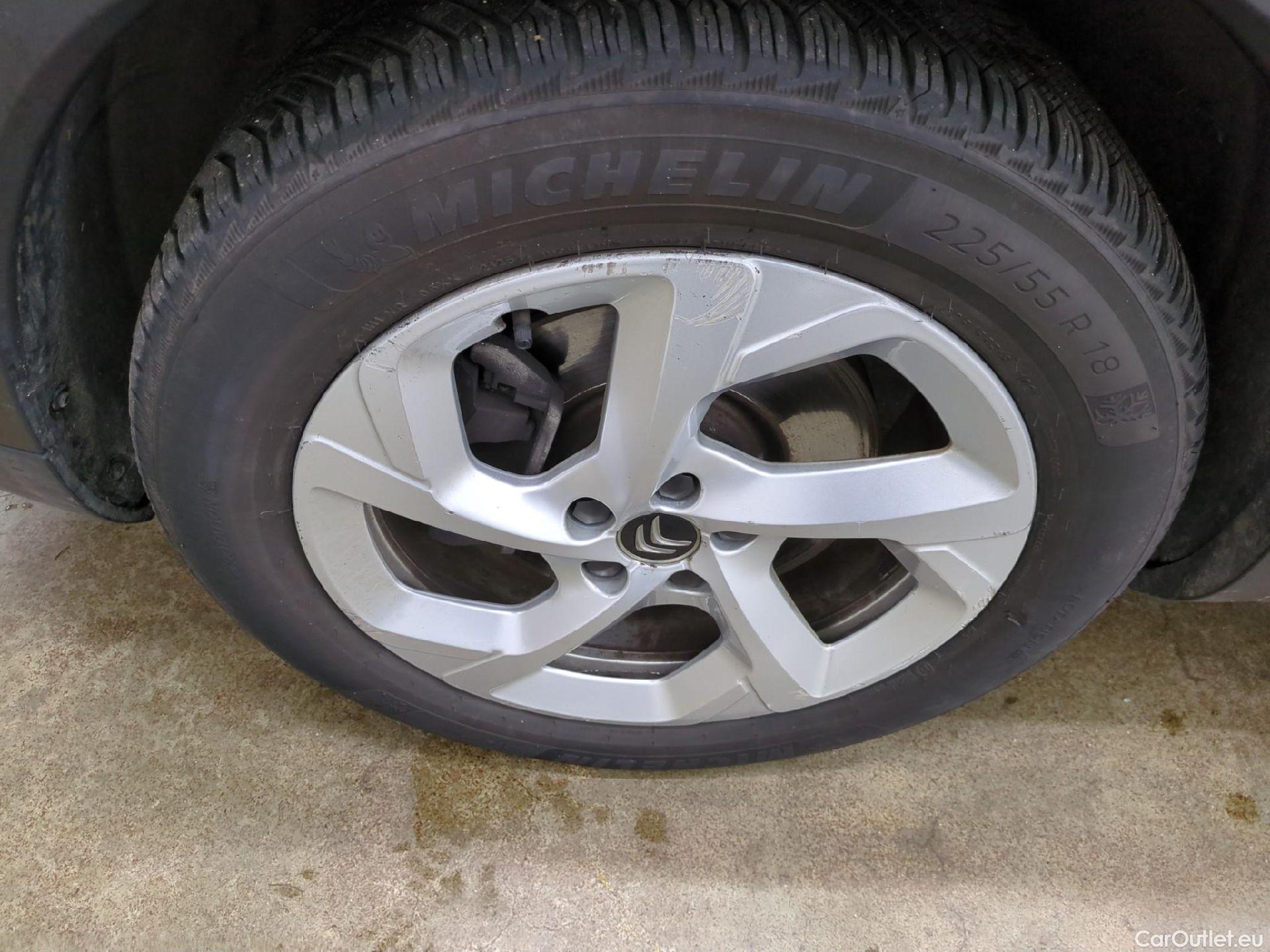  Citroen  C5 CITROEN  Aircross / 2018 / 5P / SUV Hybrid 225 ë-EAT8 Business #5