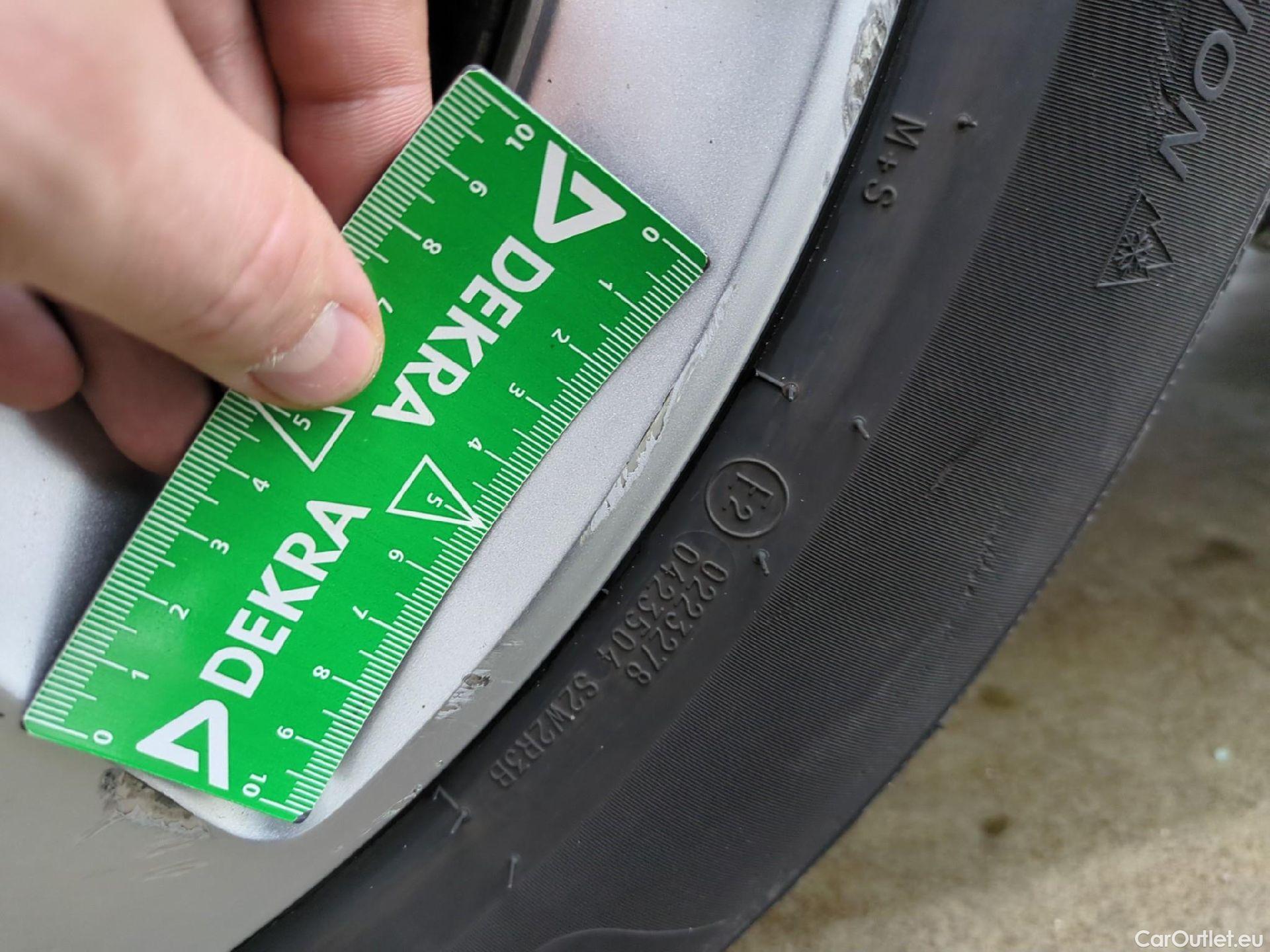  Citroen  C5 CITROEN  Aircross / 2018 / 5P / SUV Hybrid 225 ë-EAT8 Business #7