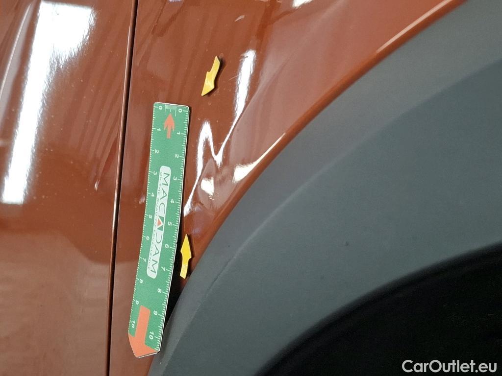  Citroen  C4  Berline Shine 1.5 BlueHDI 130CV BVA8 E6d #3