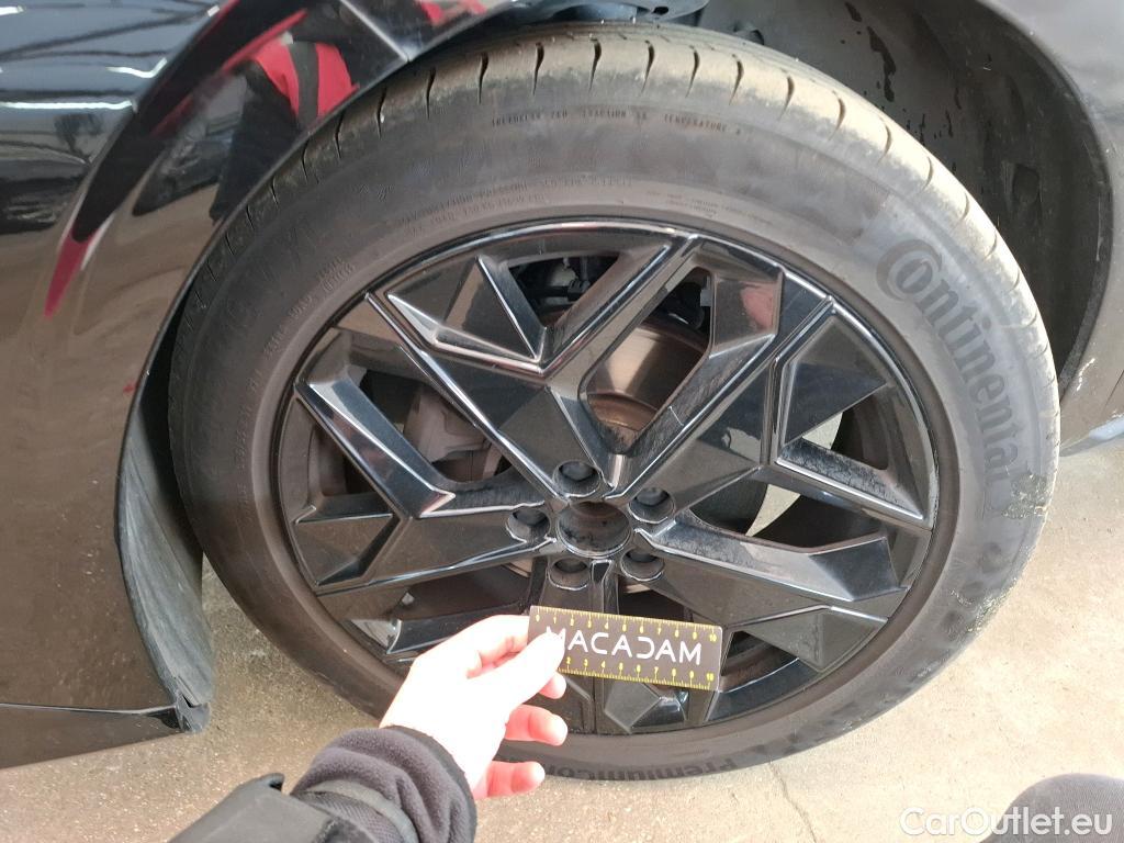  DS  DS4 4 Performance Line+ 1.5 BlueHDi 130CV BVA8 E6d #10