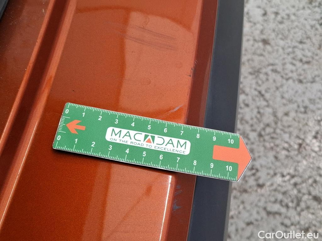  Citroen  C4  Berline Shine 1.5 BlueHDI 130CV BVA8 E6d #8