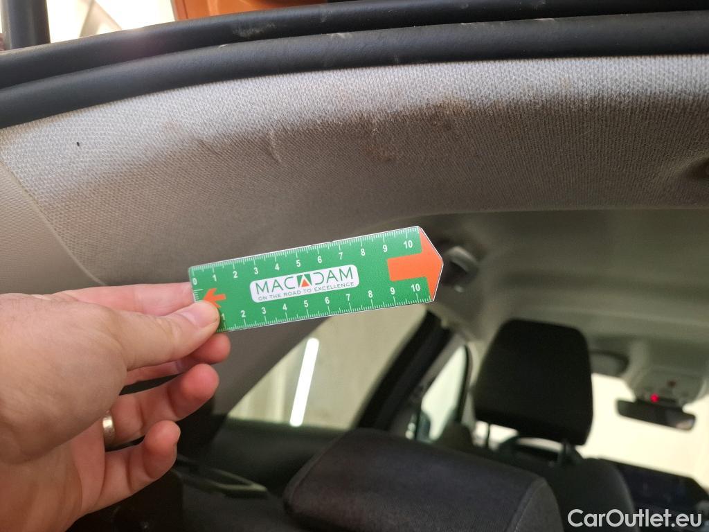  Citroen  C4  Berline Shine 1.5 BlueHDI 130CV BVA8 E6d #39