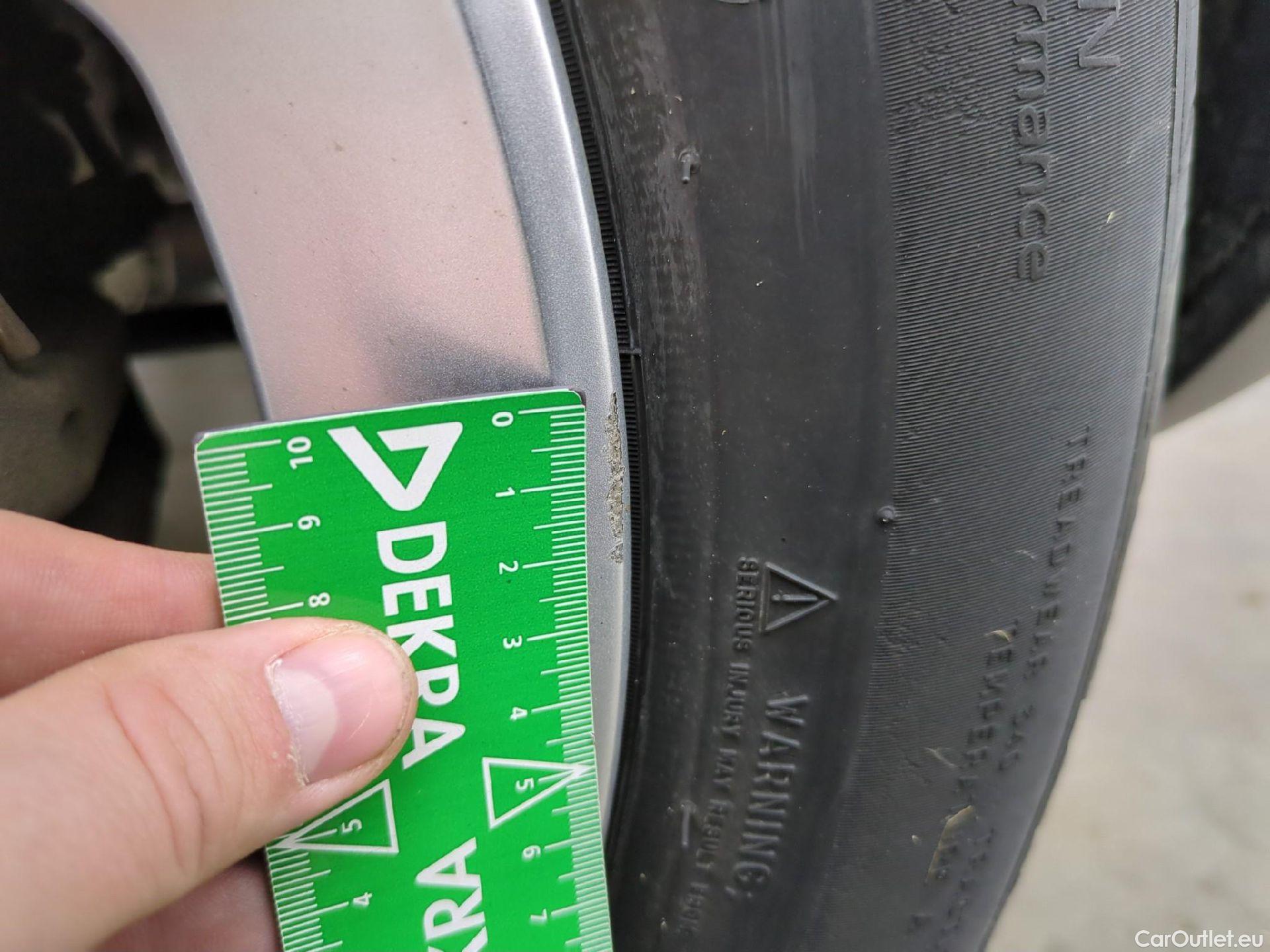  Citroen  C5 CITROEN  Aircross / 2018 / 5P / SUV Hybrid 225 ë-EAT8 Business #19