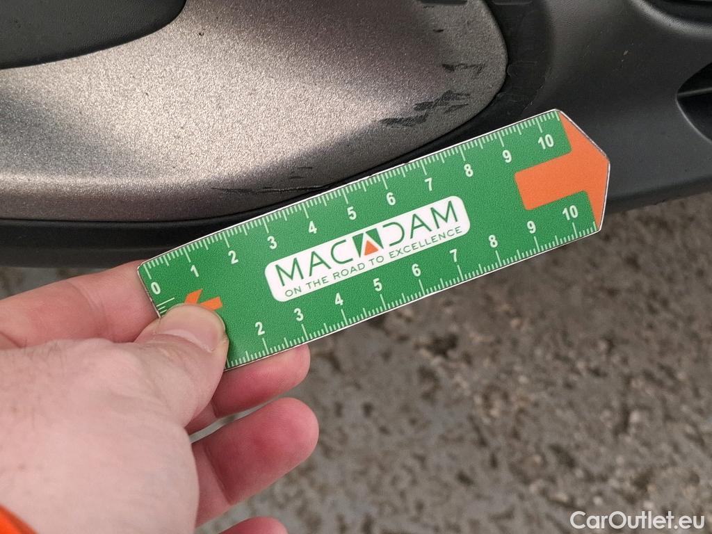  Citroen  C4  Berline Shine 1.5 BlueHDI 130CV BVA8 E6d #45