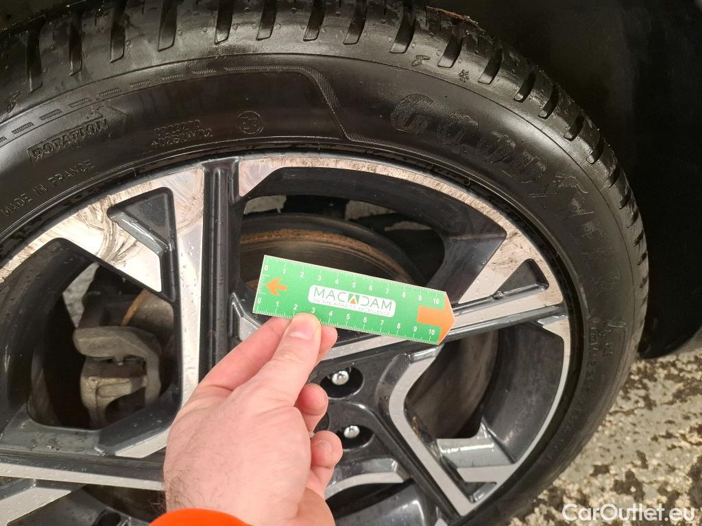  Hyundai  i30 HYUNDAI  Sport Wagon / 2020 / 5P / Break 1.0 T-GDI 120 MHEV DCT-7 N LINE SW #46