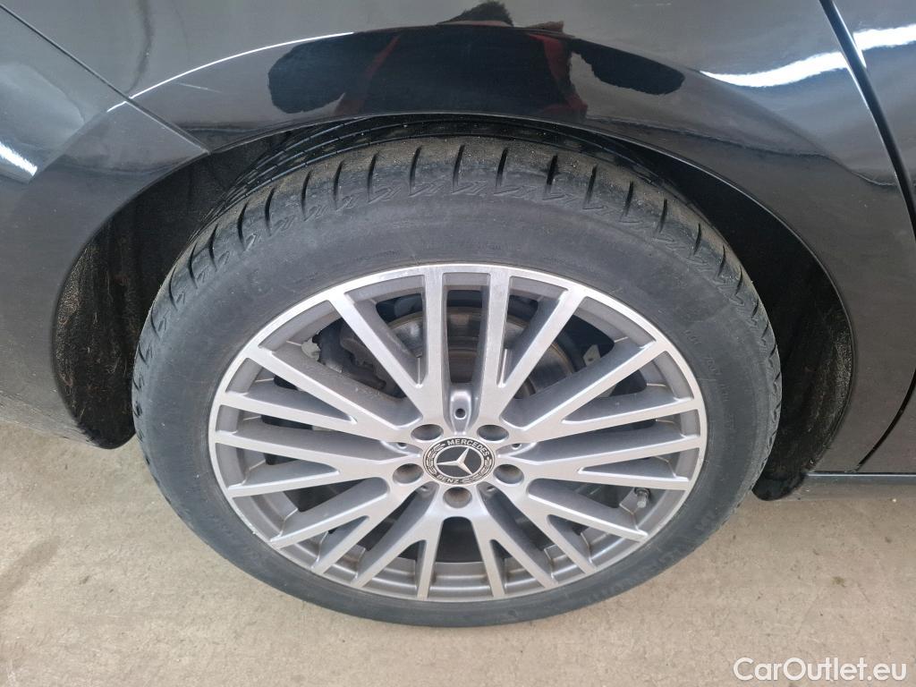  Mercedes  CLA-Klasse MERCEDES-BENZ CLA Coupe  2019  4P  Coupé CLA 180 d Business Line BA8 #32