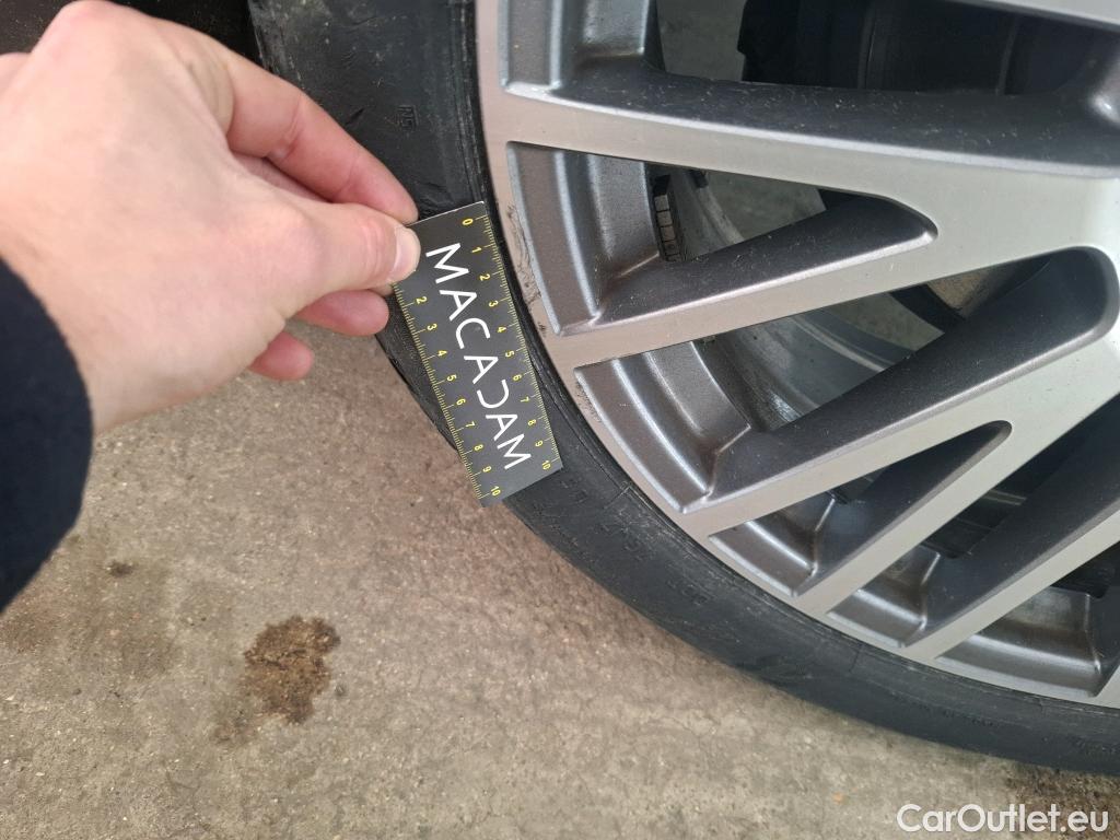  Mercedes  CLA-Klasse MERCEDES-BENZ CLA Coupe  2019  4P  Coupé CLA 180 d Business Line BA8 #30