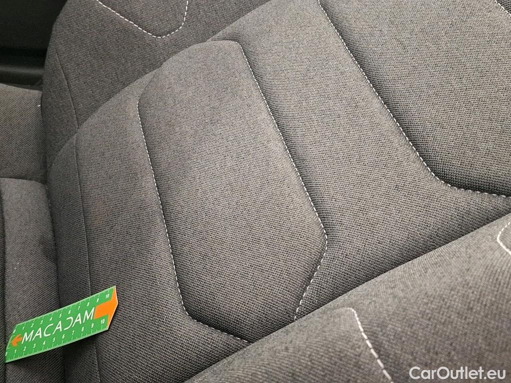  Citroen  C4 CITROEN  X / 2022 / 4P / Berline PureTech 130 S&S EAT8 Feel Pack #53