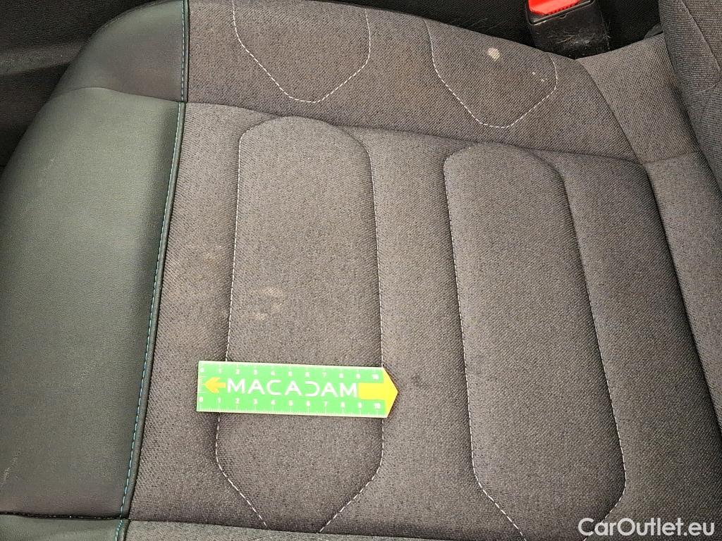  Citroen  C4 CITROEN  X / 2022 / 4P / Berline PureTech 130 S&S EAT8 Feel Pack #51