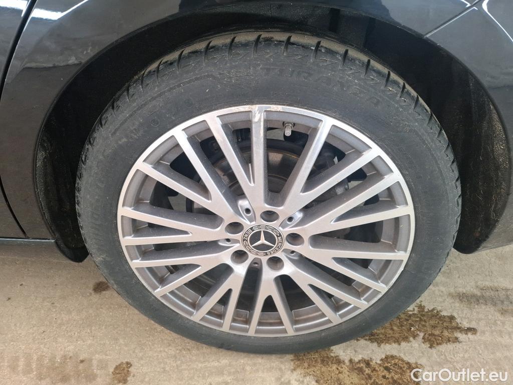  Mercedes  CLA-Klasse MERCEDES-BENZ CLA Coupe  2019  4P  Coupé CLA 180 d Business Line BA8 #26