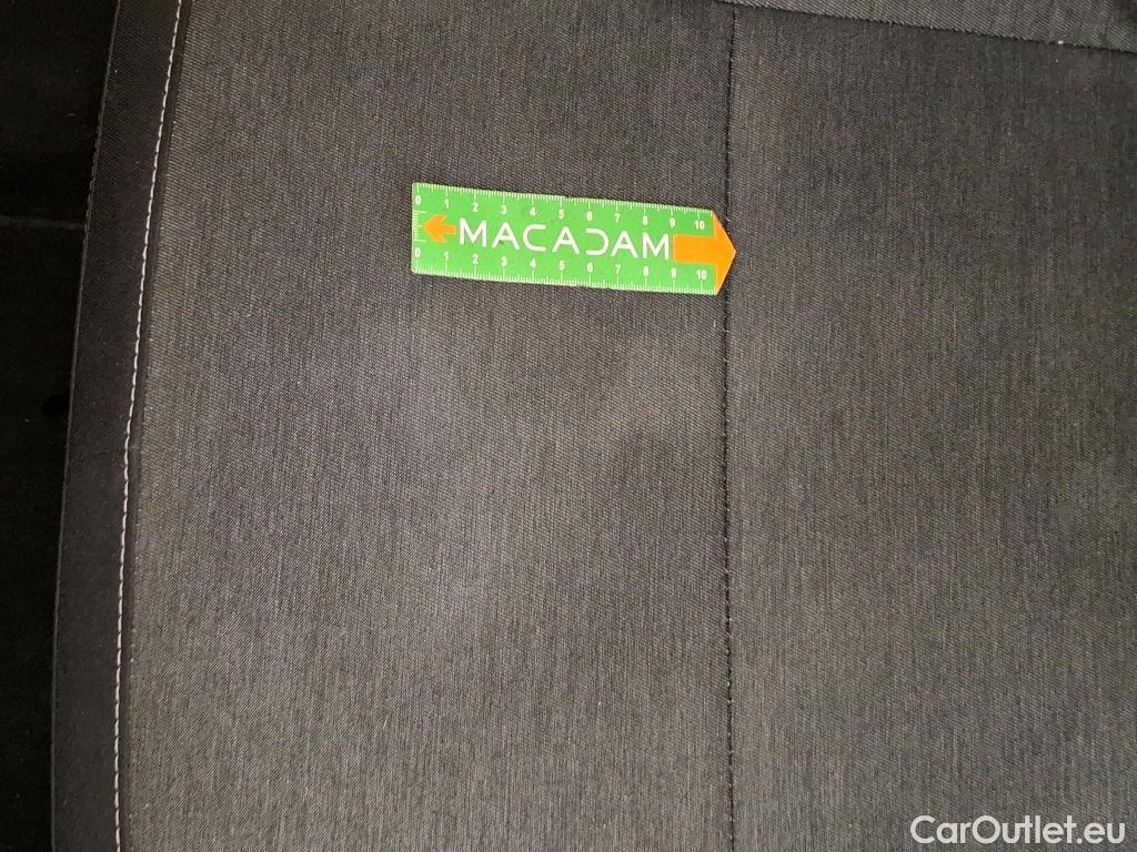  Renault  Captur  II Evolution 1.6 E-TECH Hybrid 145CV BVA6 E6d #16