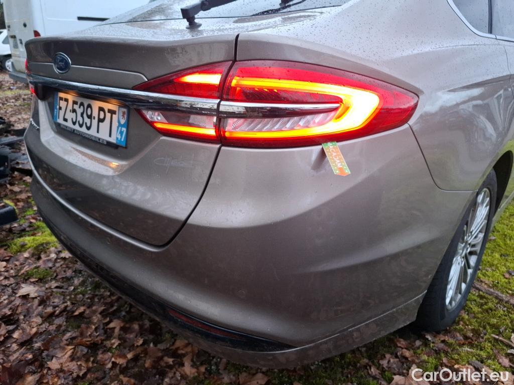  Ford  Mondeo FORD  / 2019 / 5P / Berline 5P 2.0 EcoBlue 150 ch auto Titanium Busi #1