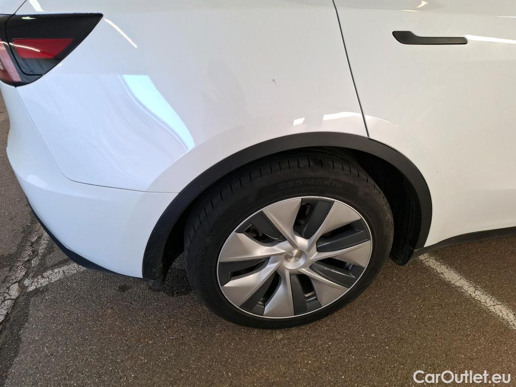  Tesla  Model Y TESLA  / 2021 / 5P / SUV RWD #4