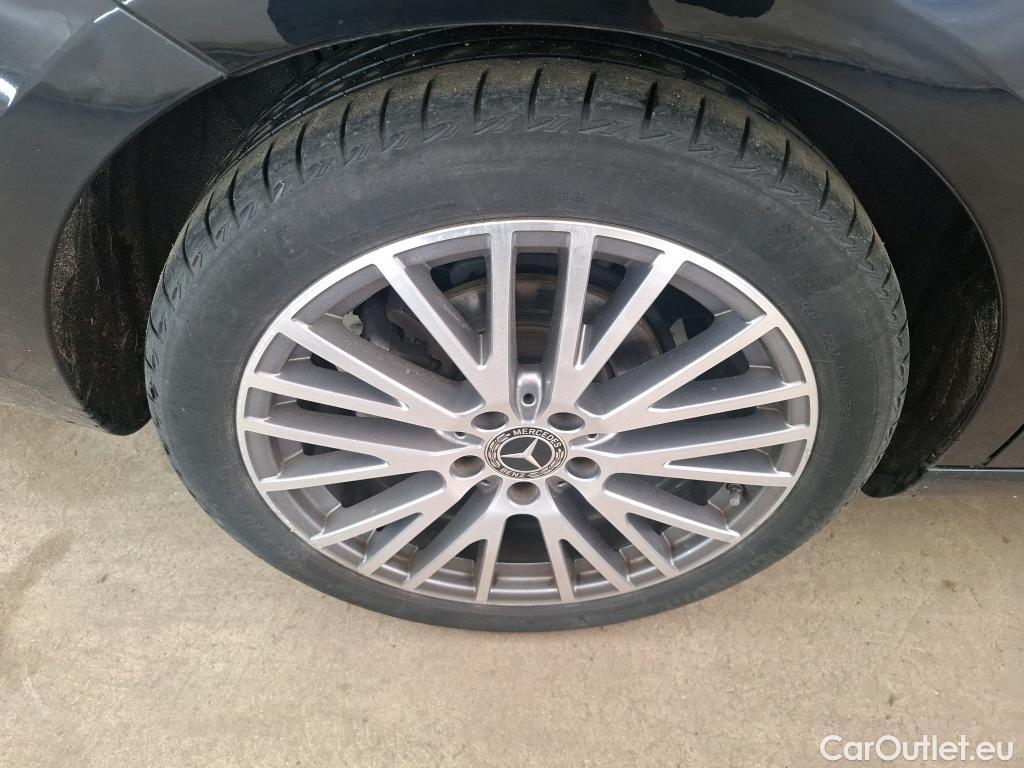  Mercedes  CLA-Klasse MERCEDES-BENZ CLA Coupe  2019  4P  Coupé CLA 180 d Business Line BA8 #9