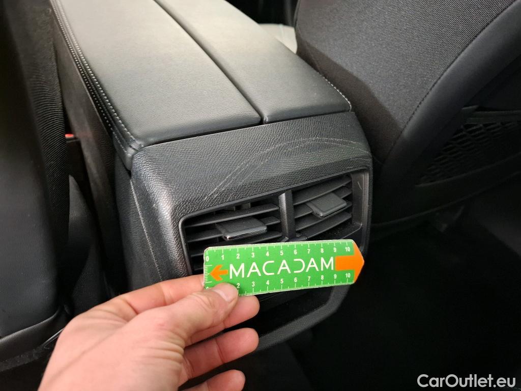  Peugeot  3008 PEUGEOT  / 2020 / 5P / SUV 1.6 HYBRID 225 E-EAT8 Allure Pack #6