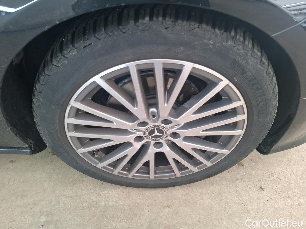  Mercedes  CLA-Klasse MERCEDES-BENZ CLA Coupe  2019  4P  Coupé CLA 180 d Business Line BA8 #56