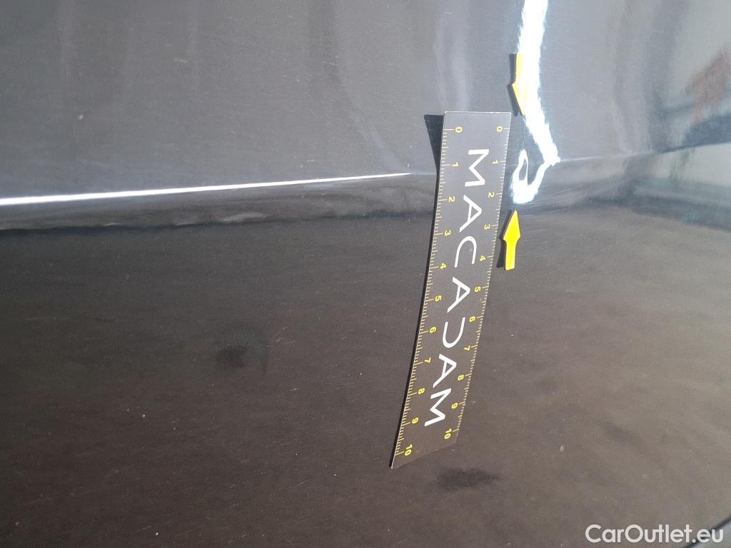  Mercedes  CLA-Klasse MERCEDES-BENZ CLA Coupe  2019  4P  Coupé CLA 180 d Business Line BA8 #42