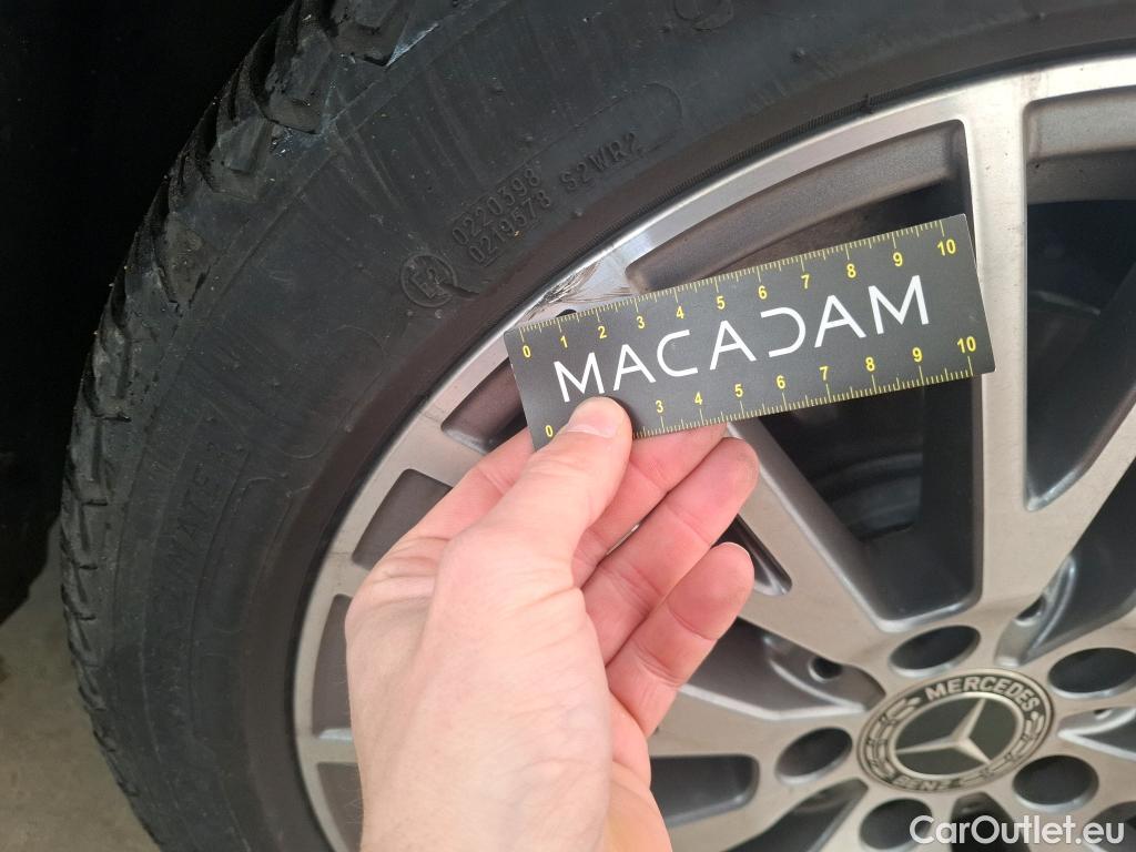  Mercedes  CLA-Klasse MERCEDES-BENZ CLA Coupe  2019  4P  Coupé CLA 180 d Business Line BA8 #58