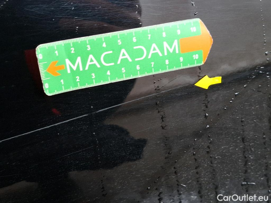  Peugeot  3008 PEUGEOT  / 2020 / 5P / SUV 1.6 HYBRID 225 E-EAT8 Allure Pack #5