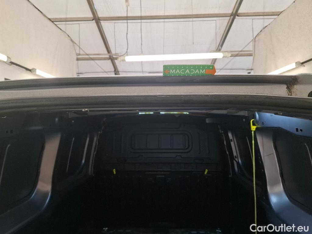  Peugeot  Partner  XL 950 1.5 HDi 100CV BVM6 6E #24