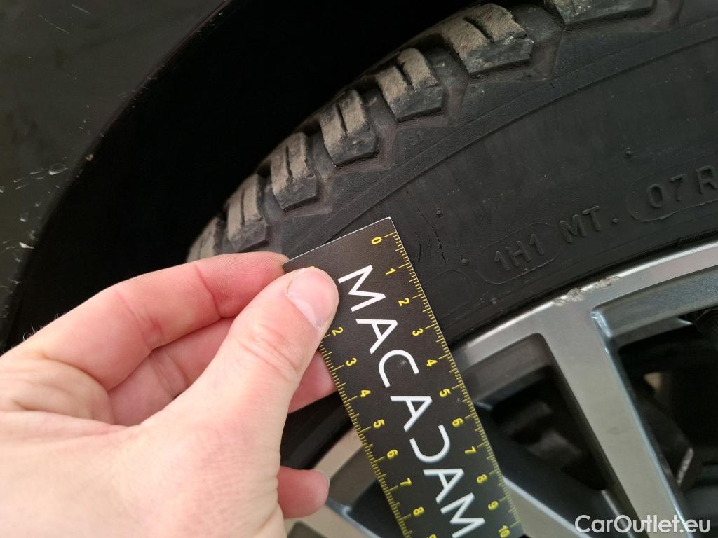  Mercedes  CLA-Klasse MERCEDES-BENZ CLA Coupe  2019  4P  Coupé CLA 180 d Business Line BA8 #3