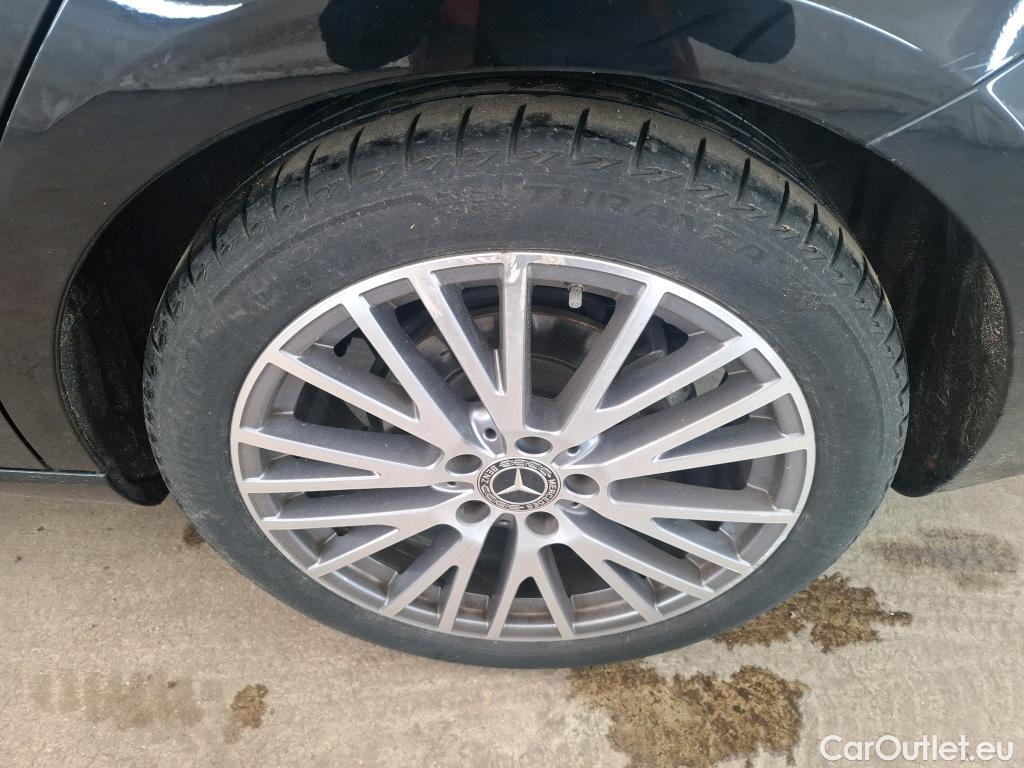  Mercedes  CLA-Klasse MERCEDES-BENZ CLA Coupe  2019  4P  Coupé CLA 180 d Business Line BA8 #25