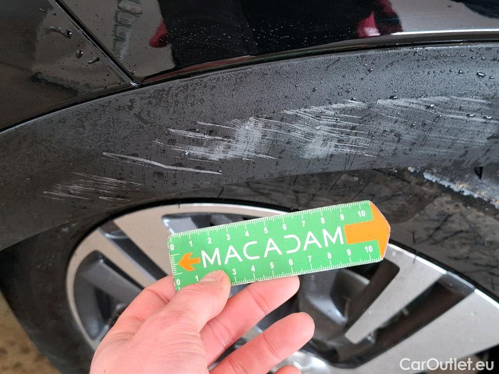  Peugeot  3008 PEUGEOT  / 2020 / 5P / SUV 1.6 HYBRID 225 E-EAT8 Allure Pack #10